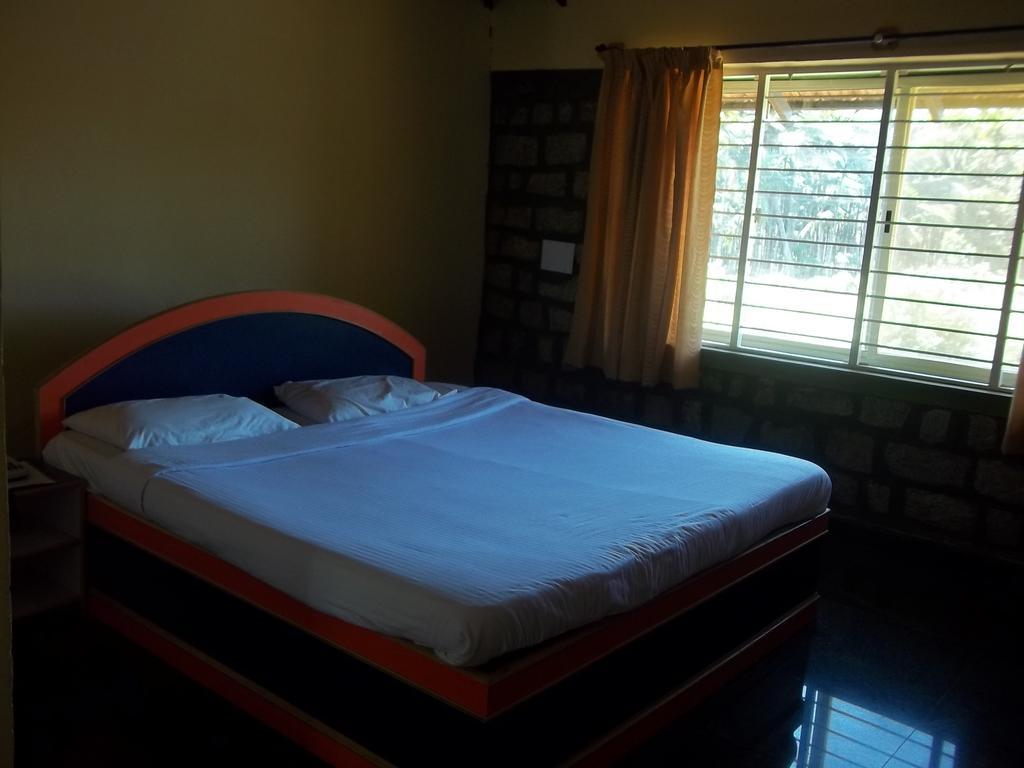 Stay Simple Riverdale Resort Хасан Екстериор снимка